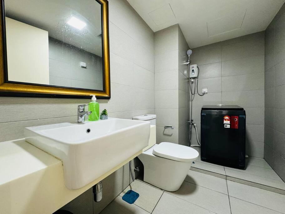Eko Cheras Duplex By Deurban