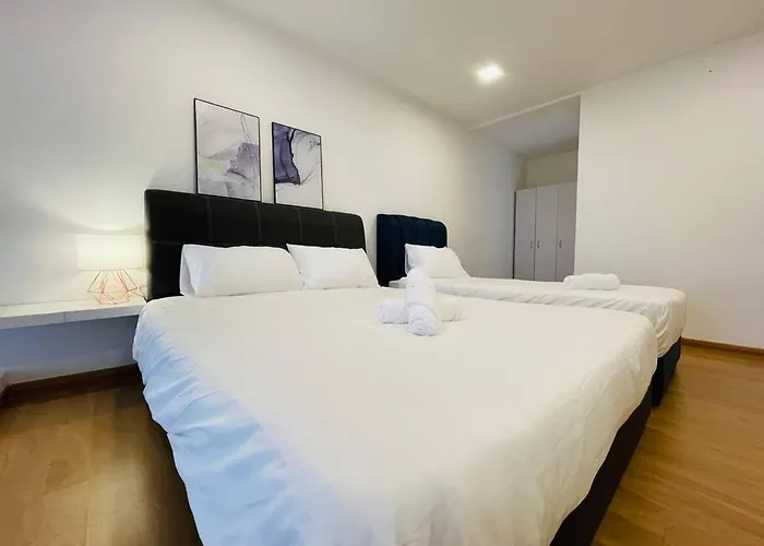 Eko Cheras Duplex By Deurban