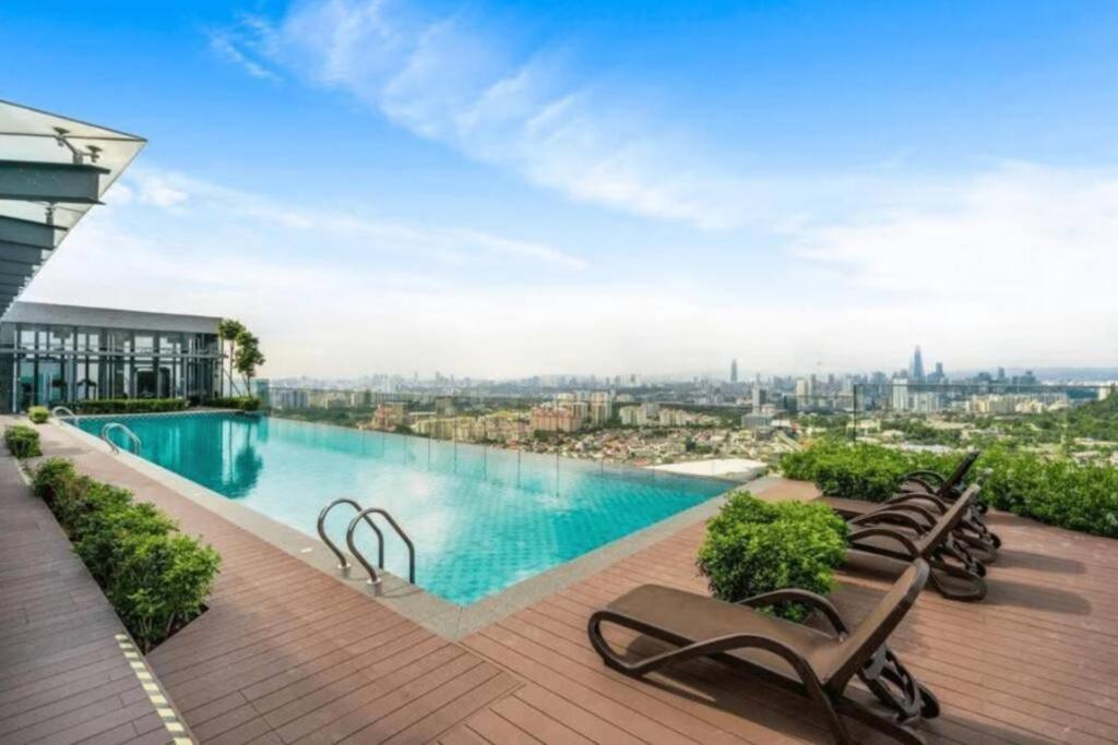 Eko Cheras Duplex By Deurban